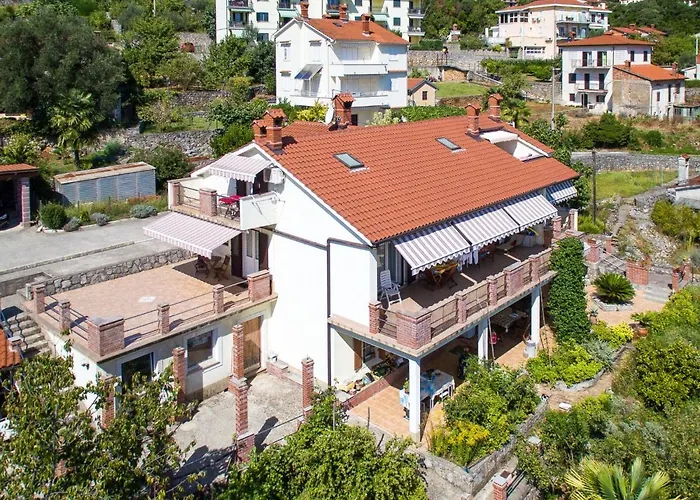 Appartamento Teodora-1 By Interhome